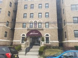 featured image of 1700 Webb St #2G