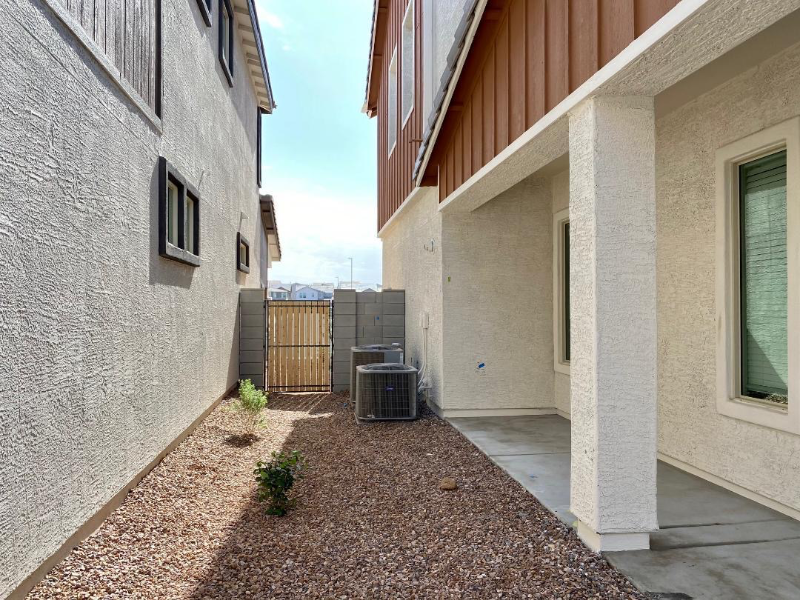 612 W Derringer Way - Photo 6 of 31