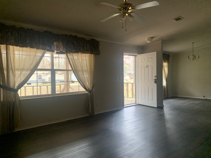 200 Brough Rd - Photo 3 of 10