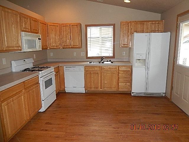 3151 Park Ave Ne #3151 - Photo 3 of 14