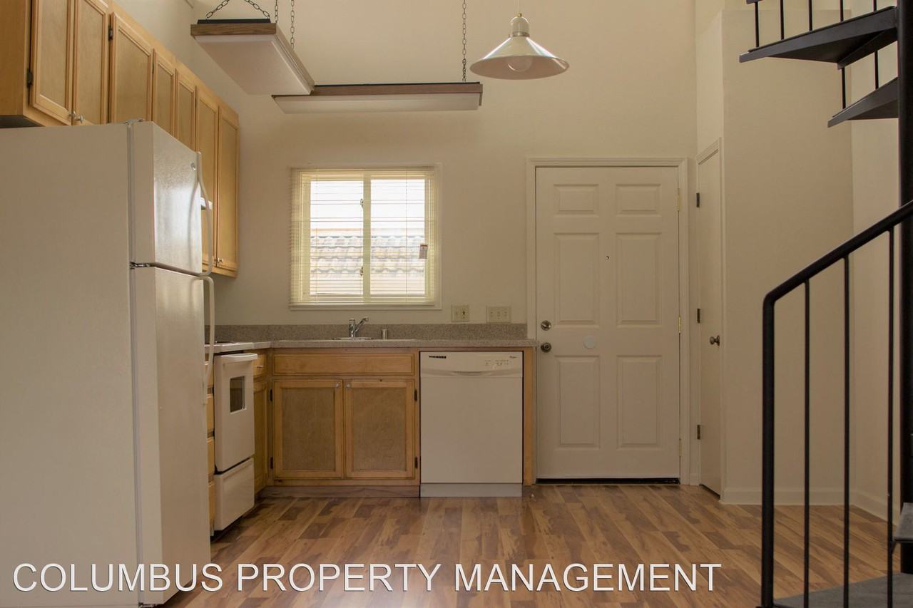 237 LIGHTHOUSE - Photo 2 of 9