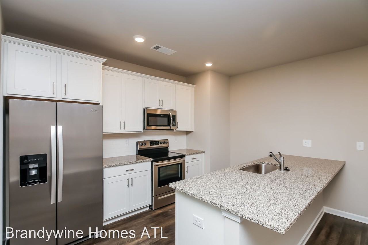 211 Crestview Way - Photo 2 of 17