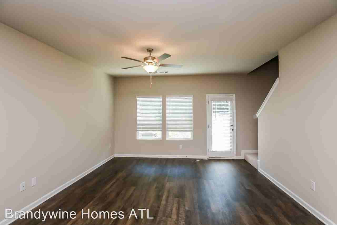 211 Crestview Way - Photo 3 of 17