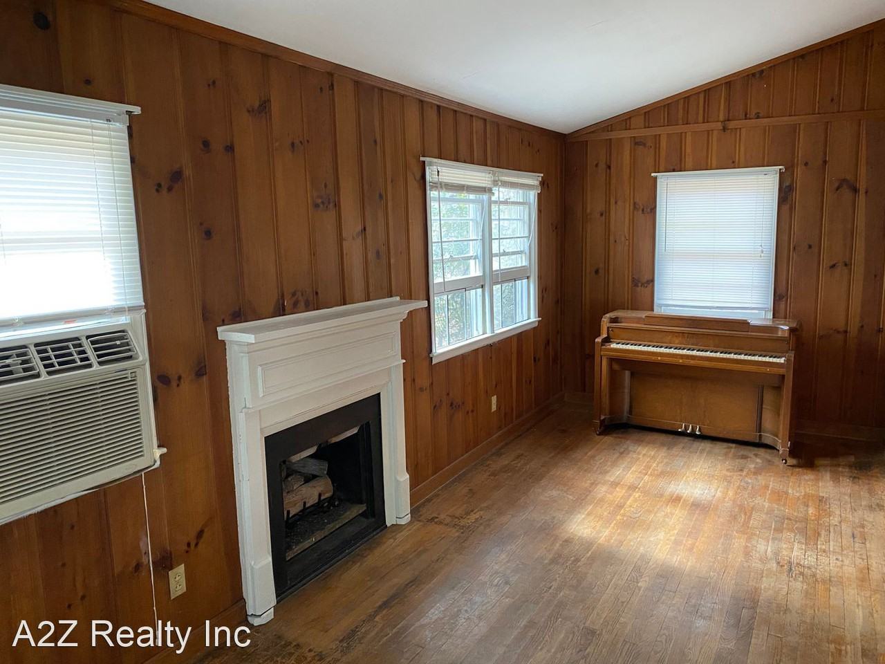 102 Huse St - Photo 3 of 11