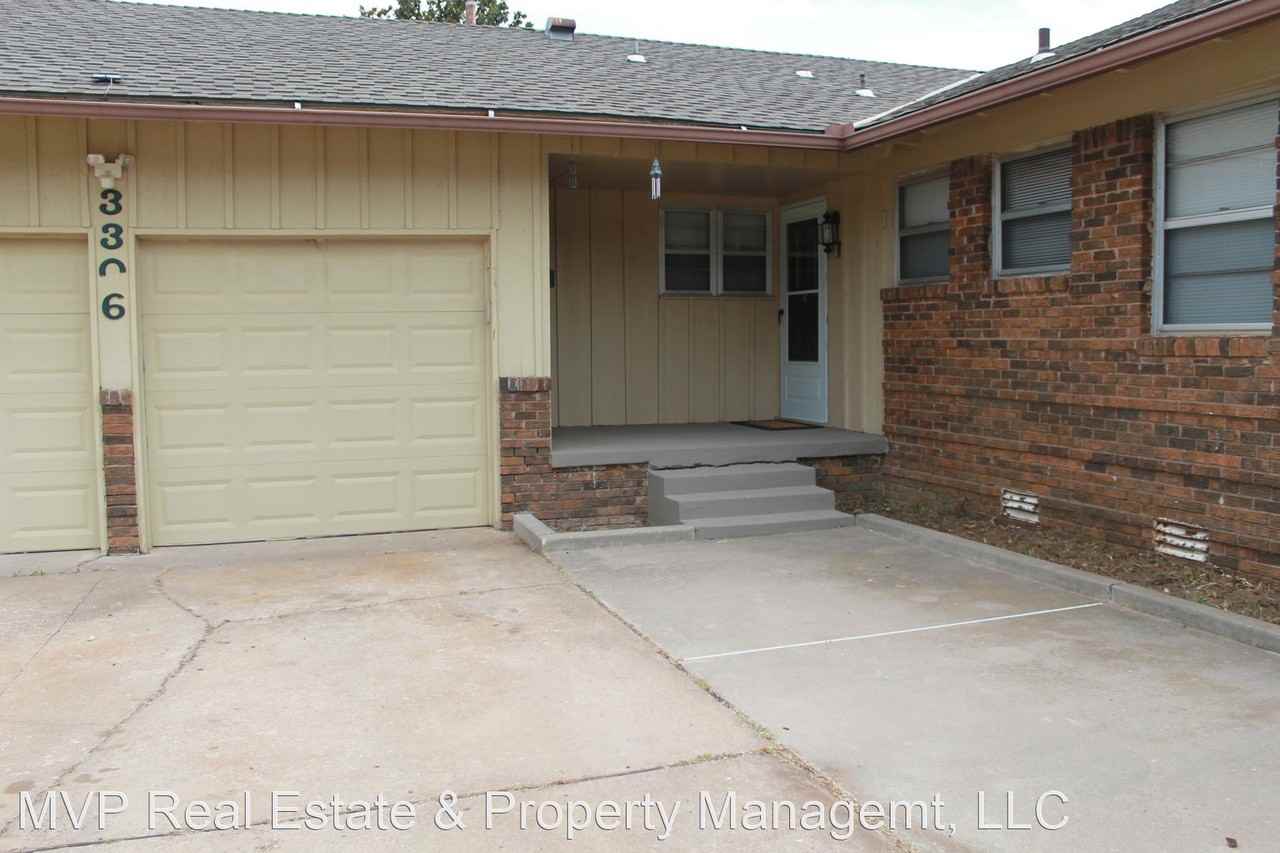 3306 Mockingbird Ln - Photo 2 of 30