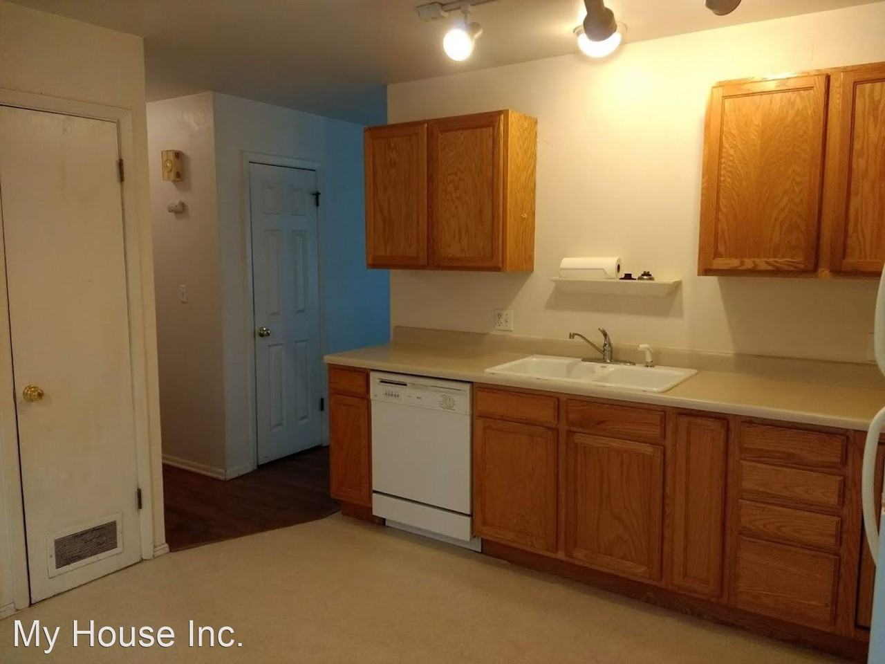 1715 Crestmore Pl - Photo 3 of 31