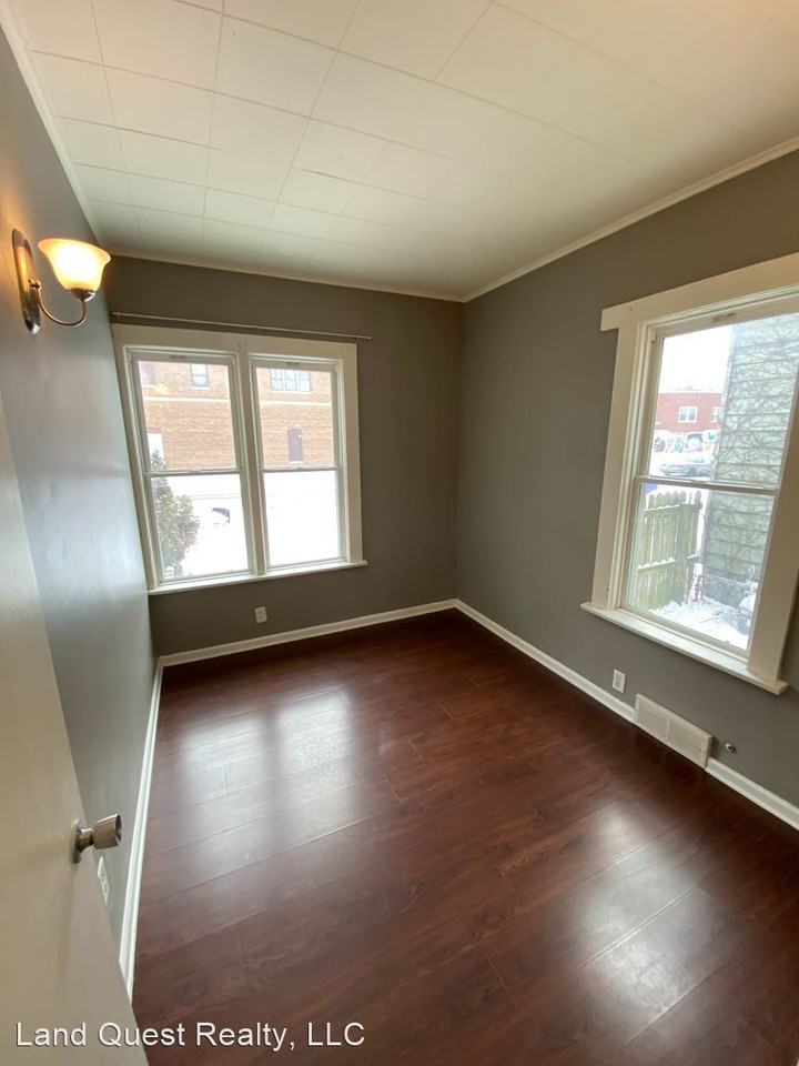 6350 24th Ave. - Photo 2 of 8