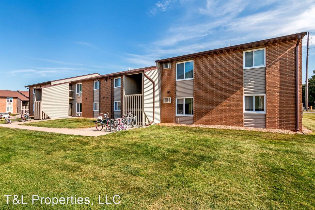 Indianola Park Apartments - Photo 3 of 4