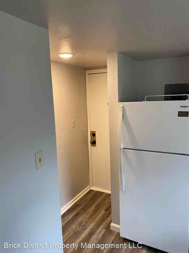 2921 Northland Drive - Photo 2 of 10