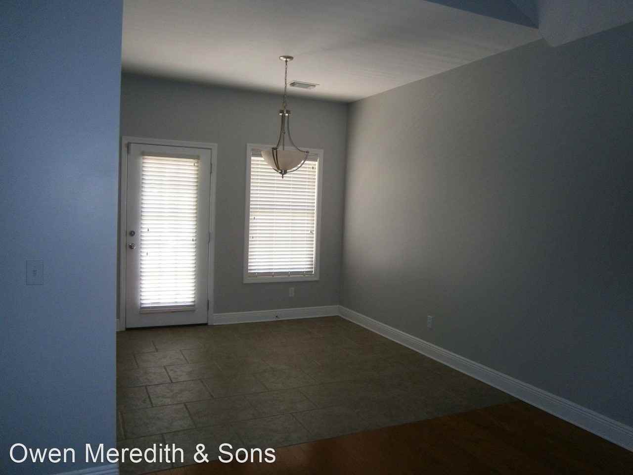 121 Roscommon Rd - Photo 3 of 9