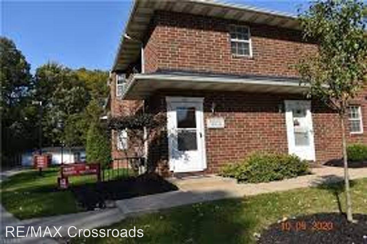 1200 Tollis Pkwy #233