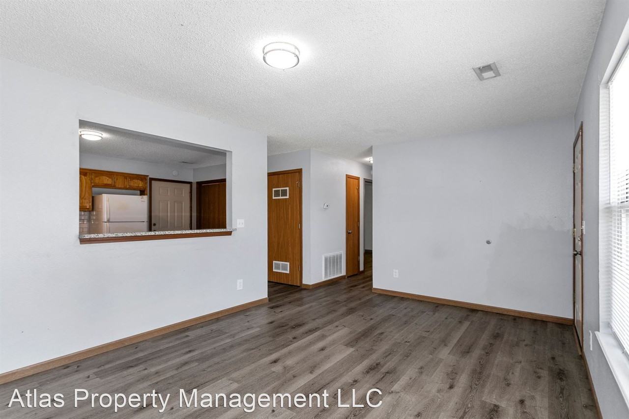 408 S. Johnson Dr. - Photo 2 of 13