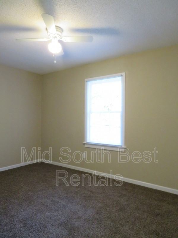 2707 Chatworth St - Photo 6 of 8