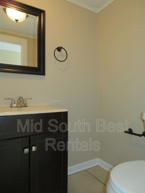 2707 Chatworth St - Photo 7 of 8