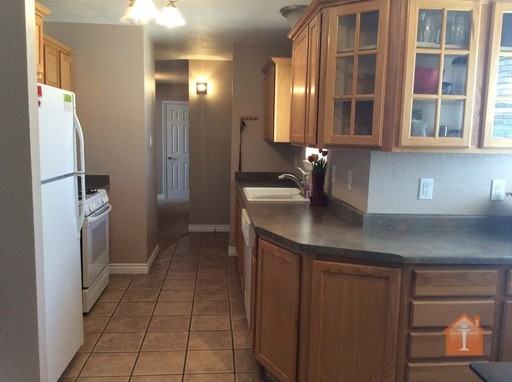 306 Canadian Cir - Photo 3 of 16