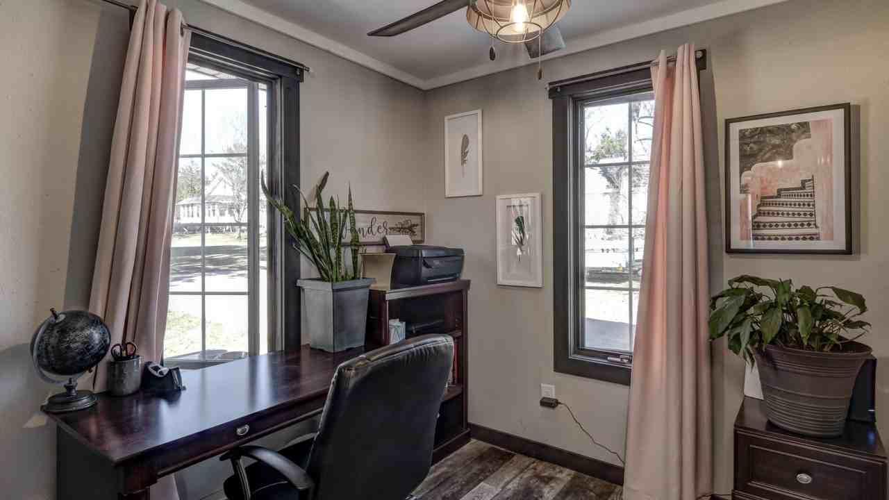 2008 La Salle St - Photo 5 of 12