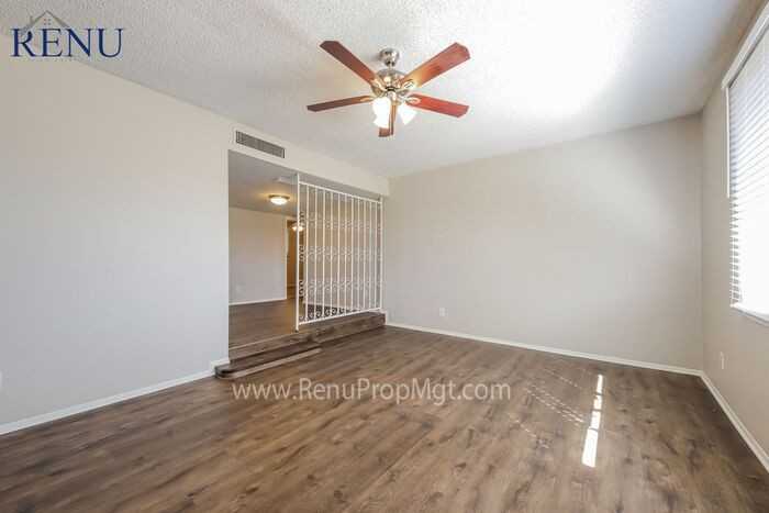 15412 N 55th Dr - Photo 3 of 17