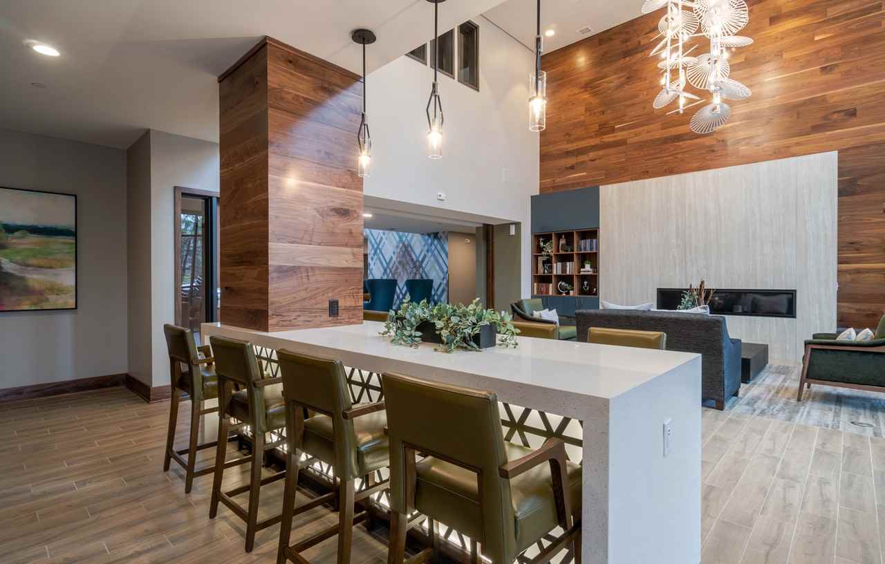 Oaks Landing 55+ Apartments - Photo 4 of 13