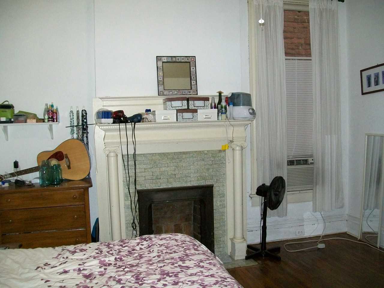 1842 W Grace St #3 - Photo 3 of 9