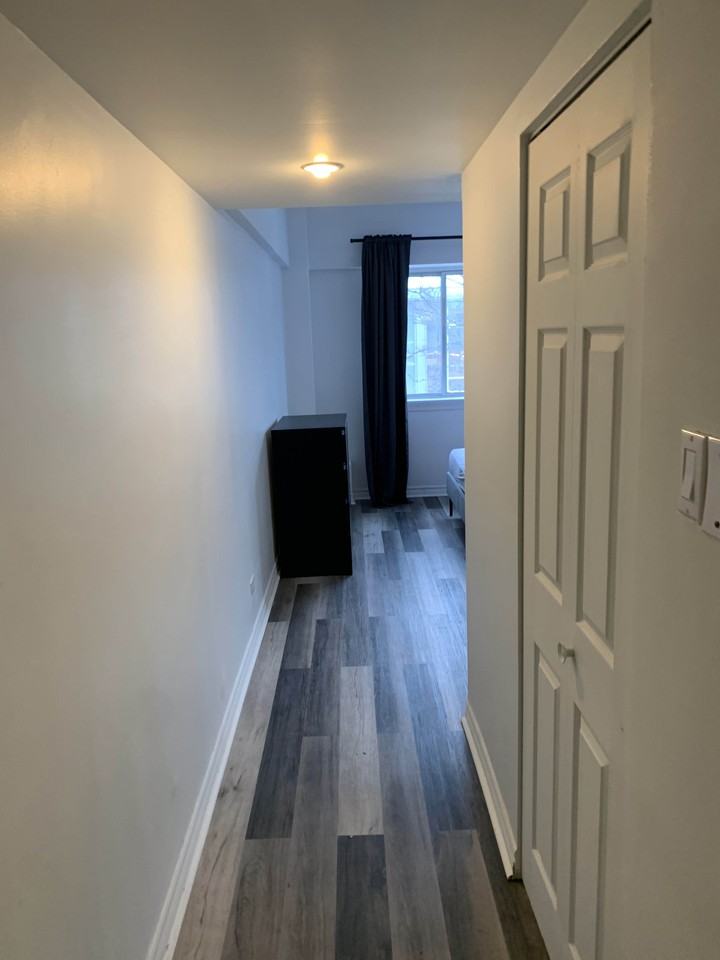 1980 Rue Sainte-Catherine Est ##217 - Photo 6 of 14