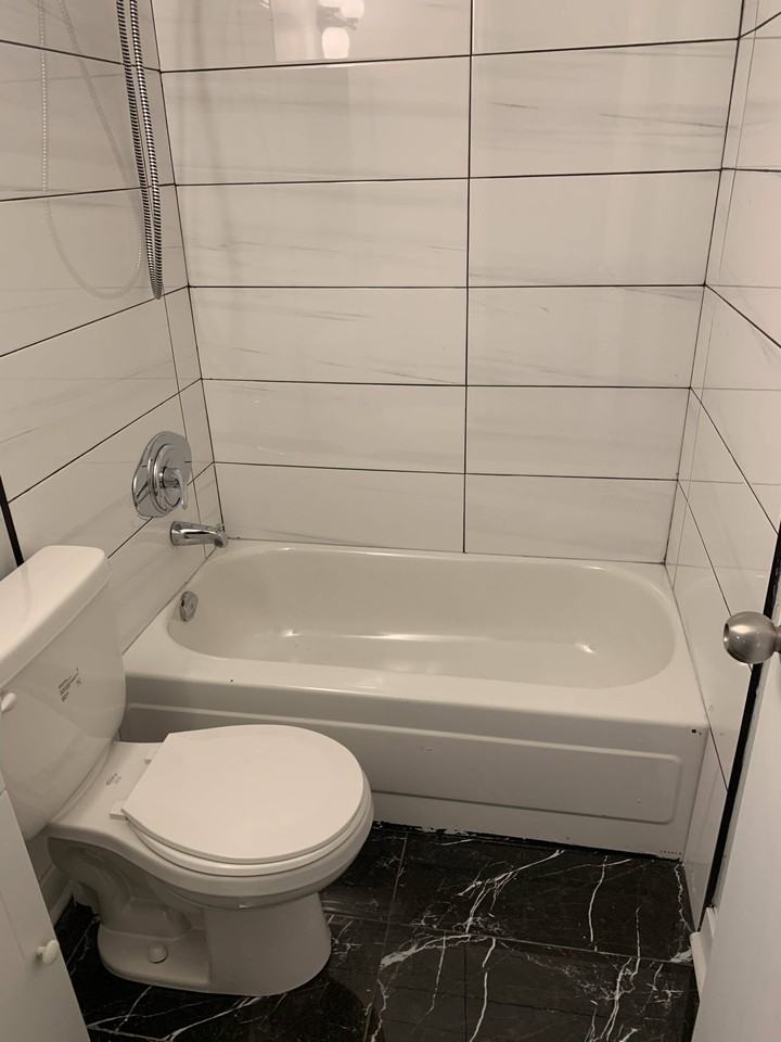 1980 Rue Sainte-Catherine Est ##217 - Photo 5 of 14