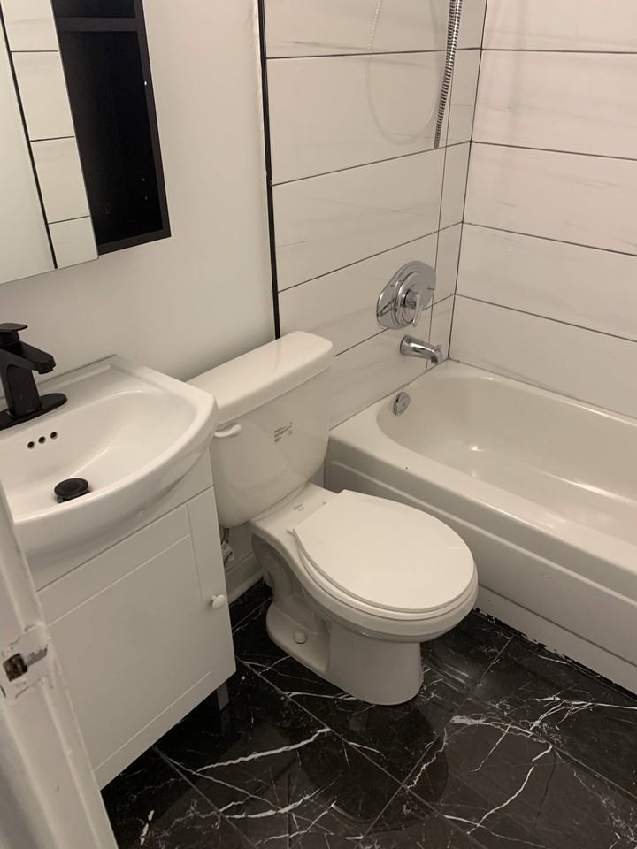 1980 Rue Sainte-Catherine Est ##217 - Photo 4 of 14