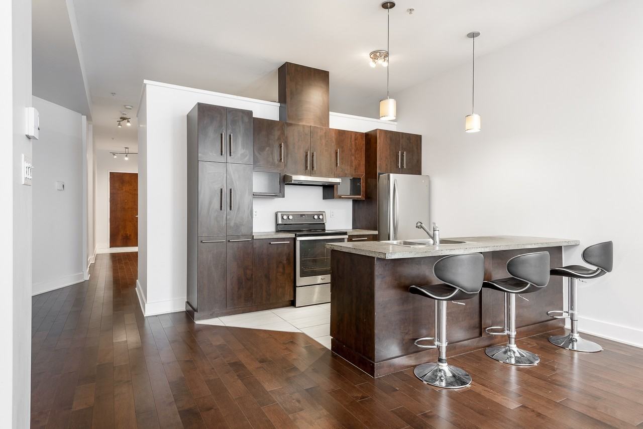 4270 Avenue Papineau #102