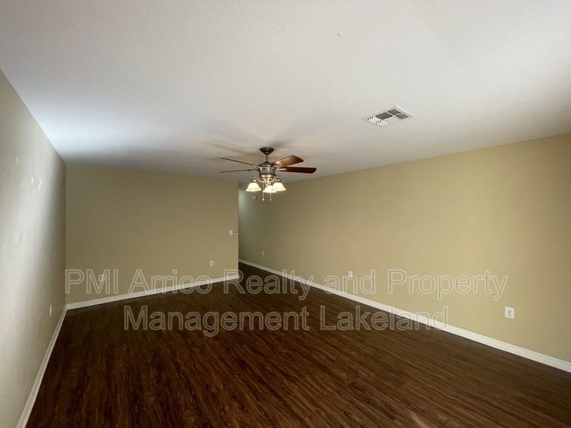 5436 Fieldstone Dr - Photo 2 of 12