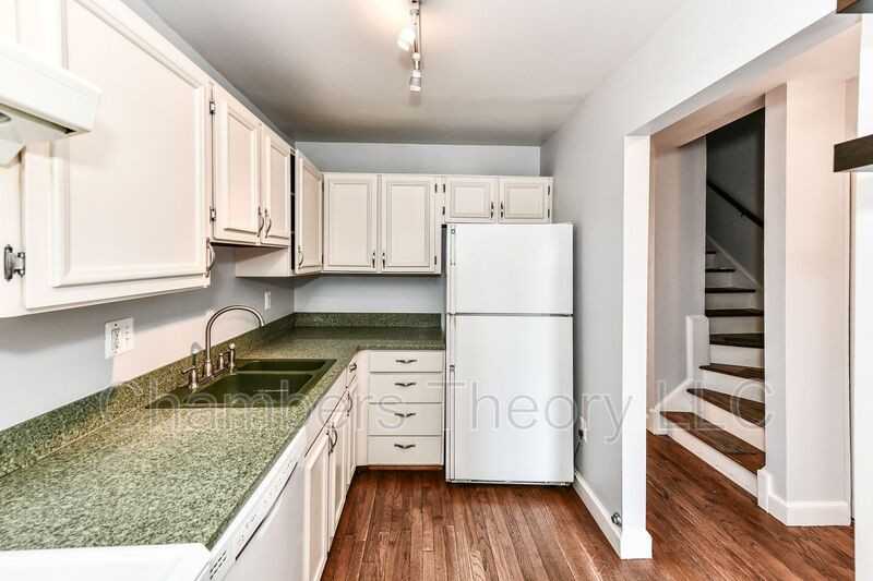 306 S Wayne St Apt D #D - Photo 6 of 32