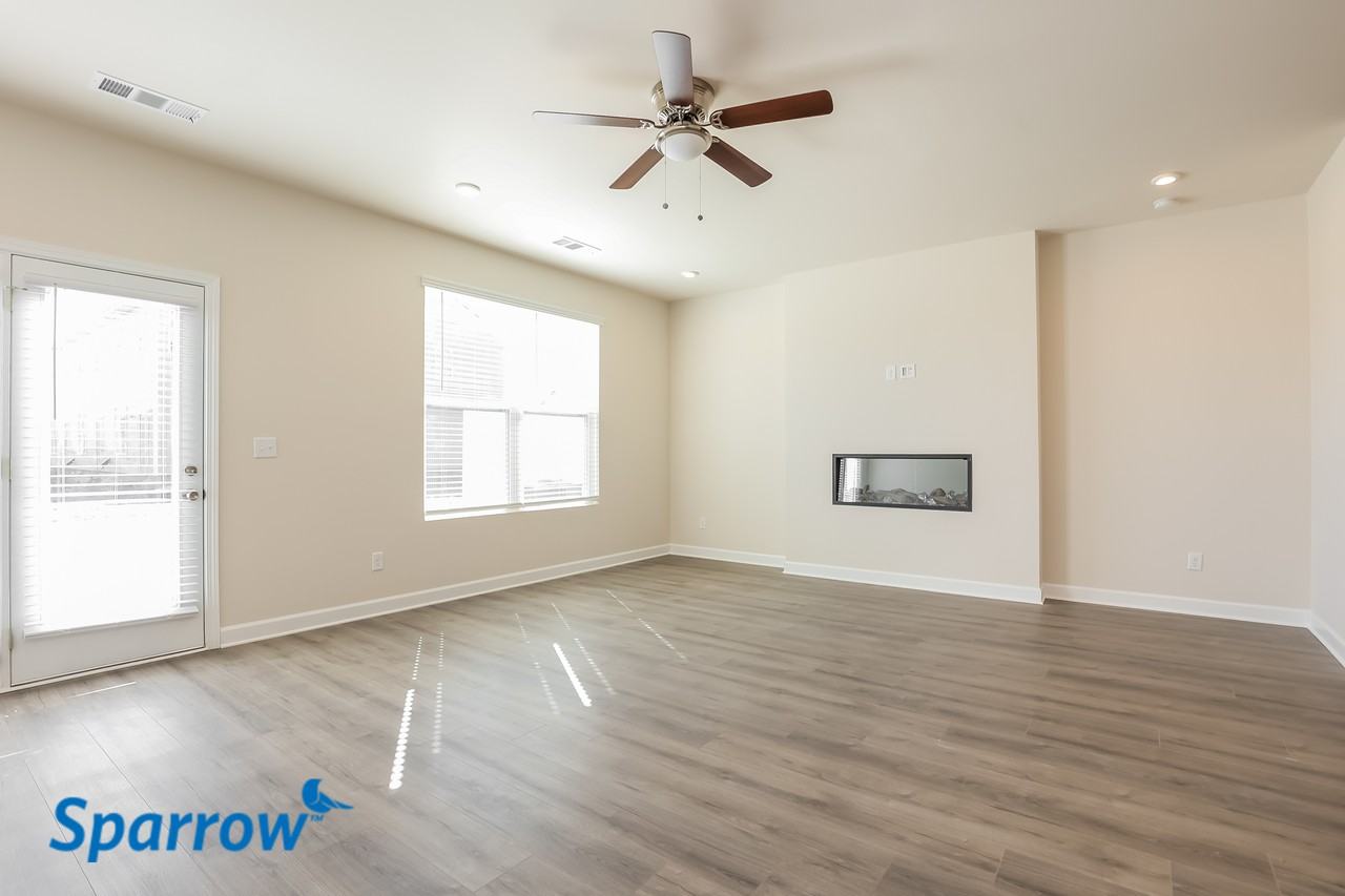 138 Fister Dr - Photo 2 of 15