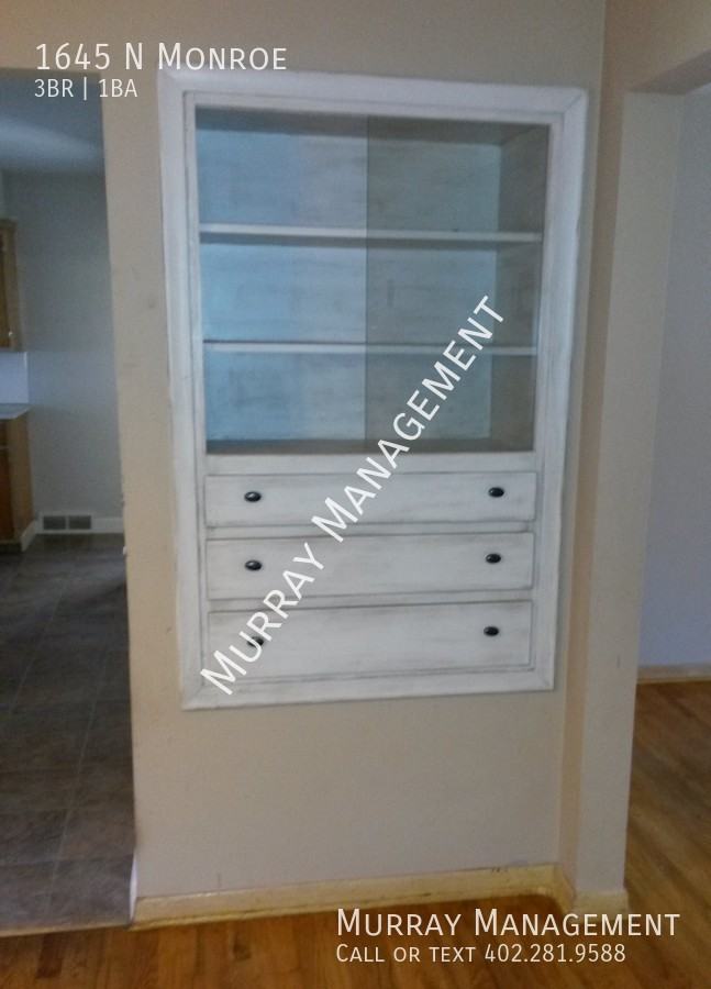 1645 Monroe St - Photo 3 of 7