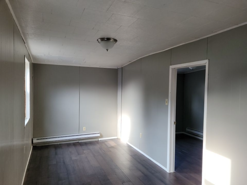 511 W Centre St - Photo 4 of 15