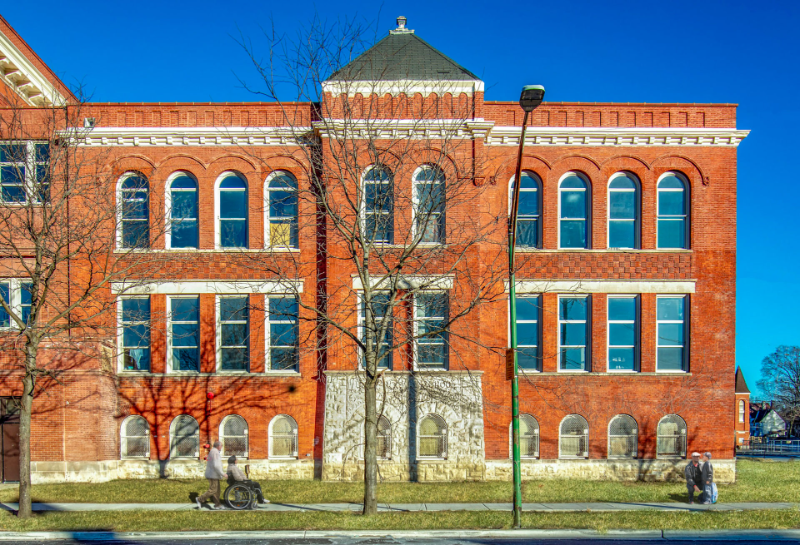 11941 S Parnell Ave - Photo 3 of 5