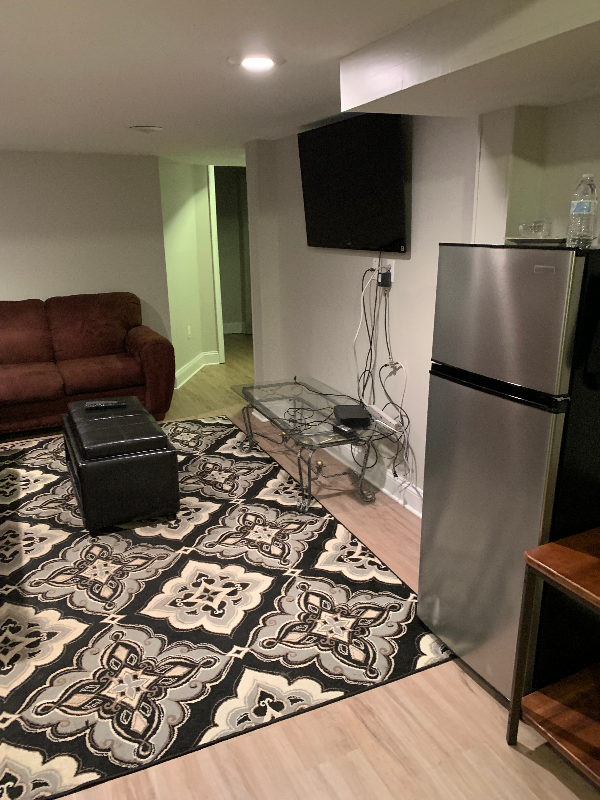 3085 Bicentennial Ct - Photo 2 of 7