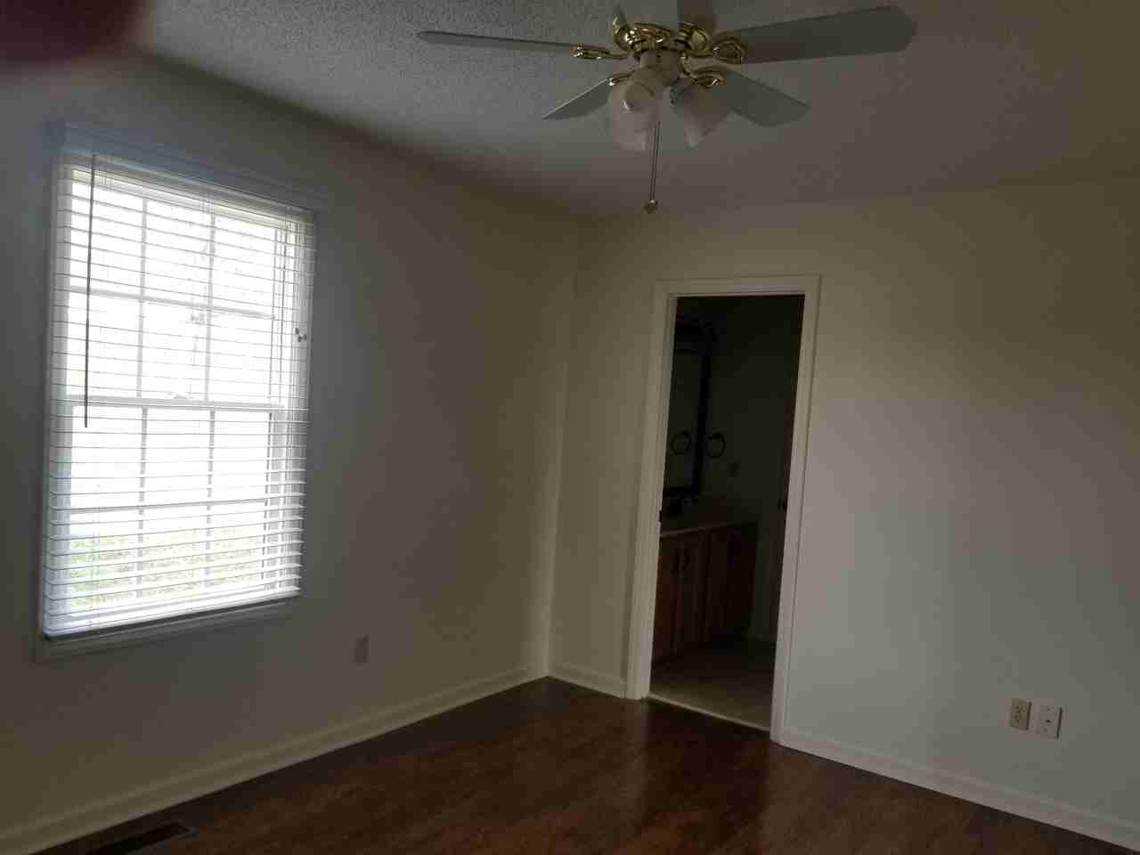 210 Crystal Springs Cir - Photo 2 of 19