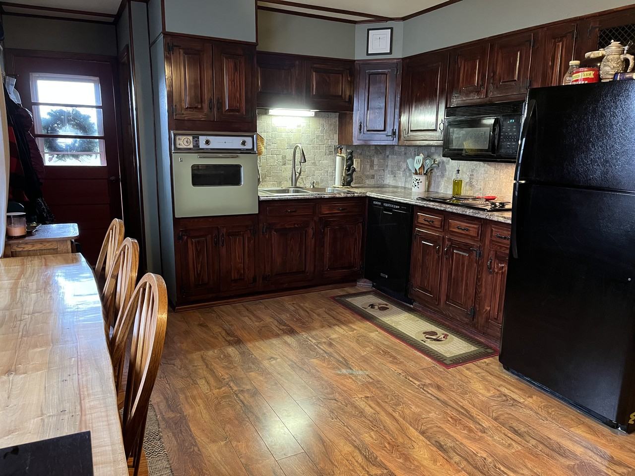 3940 River Rd - Photo 3 of 14