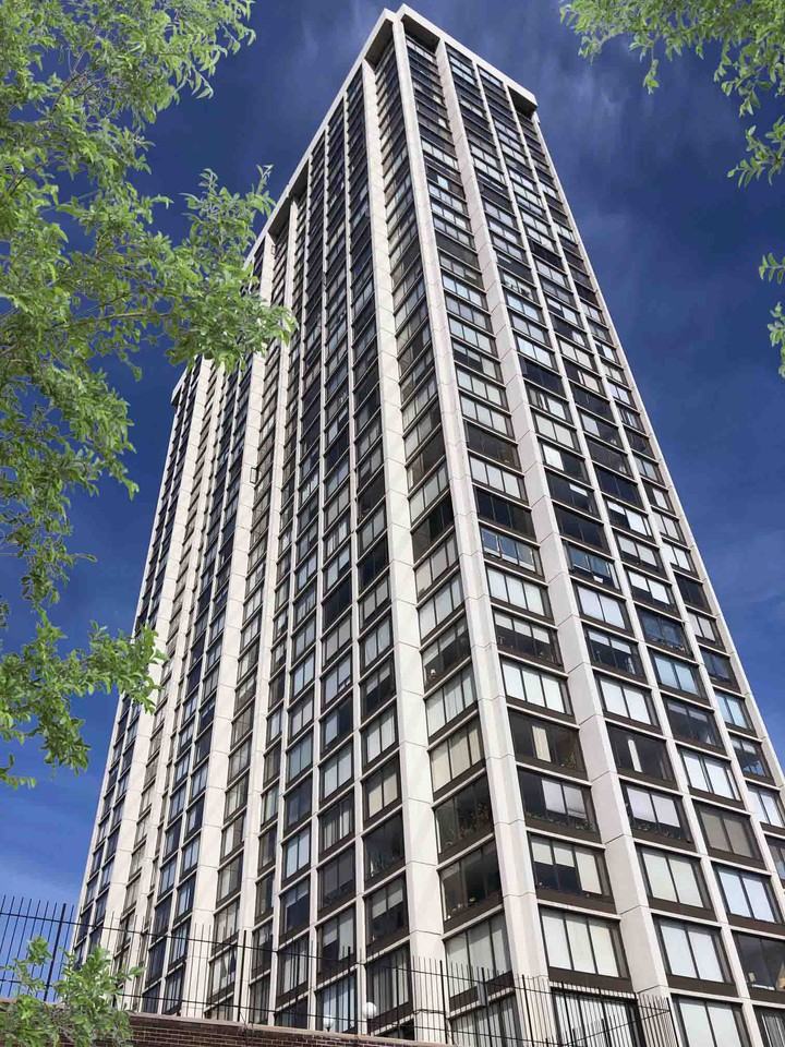 5455 N Sheridan Rd #24