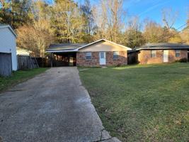 featured image of 123 Lexington Dr #1