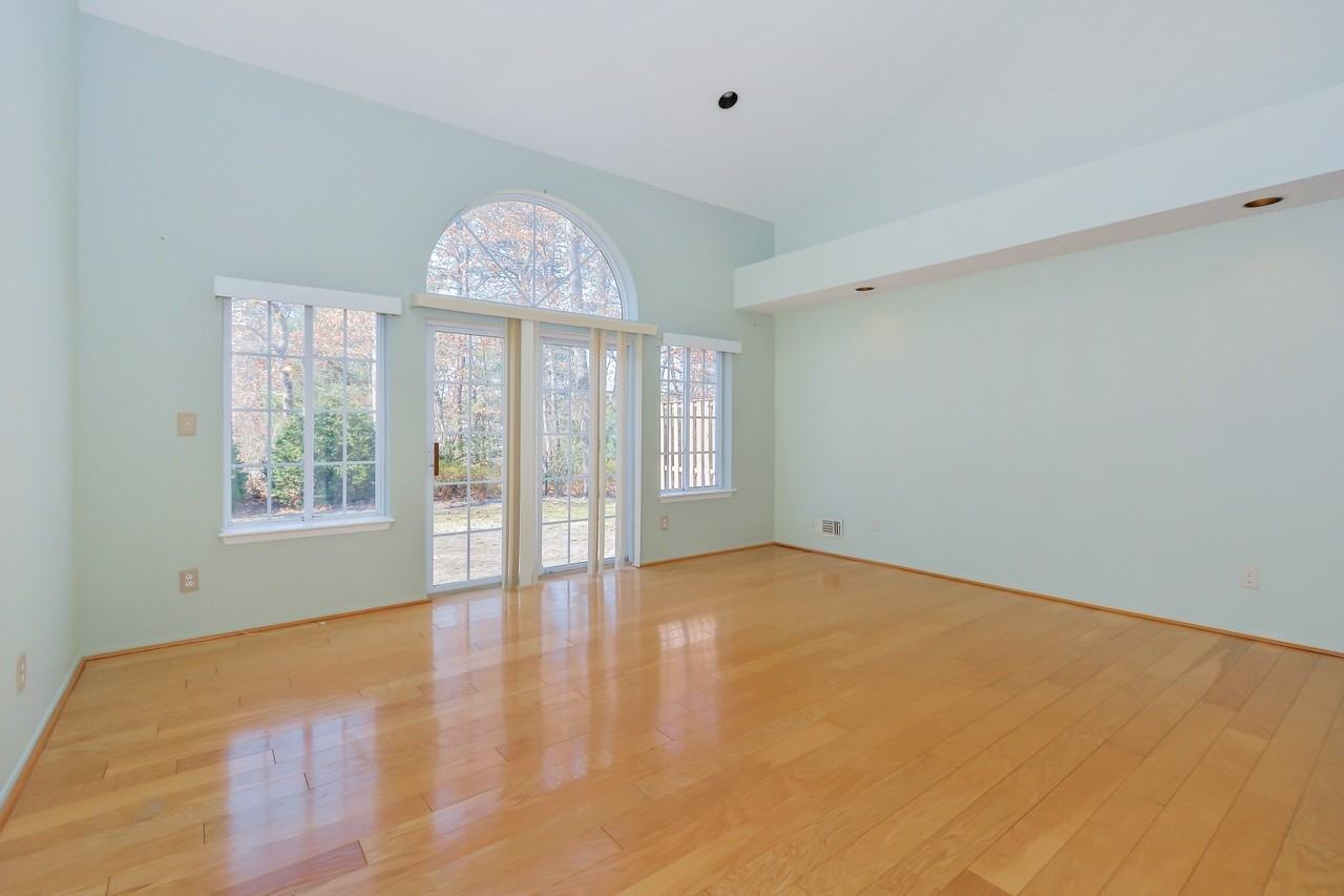 220 Barn Swallow Ct - Photo 2 of 24