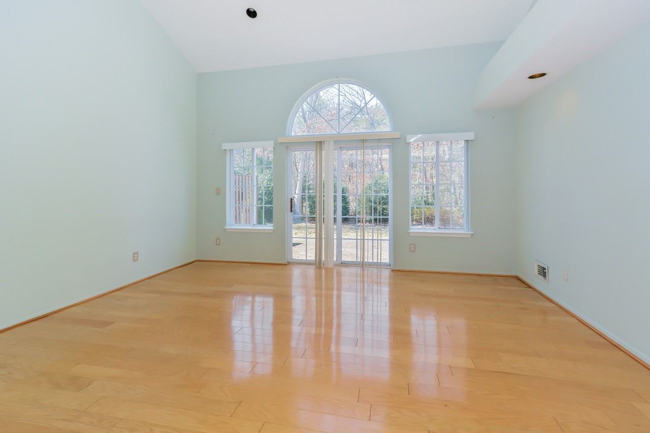 220 Barn Swallow Ct - Photo 3 of 24