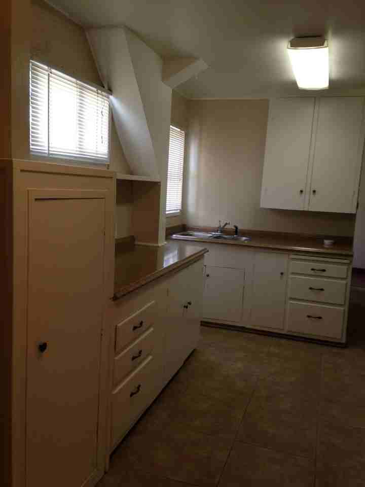 134 3rd St - Photo 2 of 7