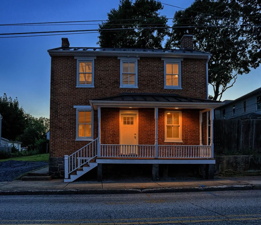 234 North Stratton Street - Photo 3 of 24