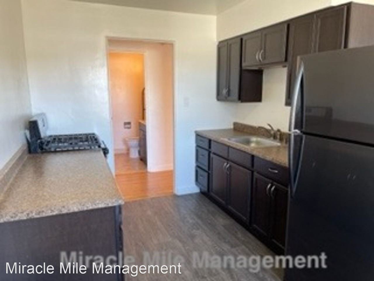 37-39 Woodland Ave 37-39 Woodland Avenue - Photo 3 of 12