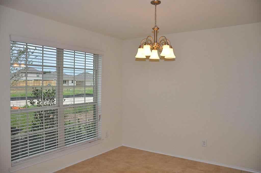 3326 Karleigh Way - Photo 3 of 16