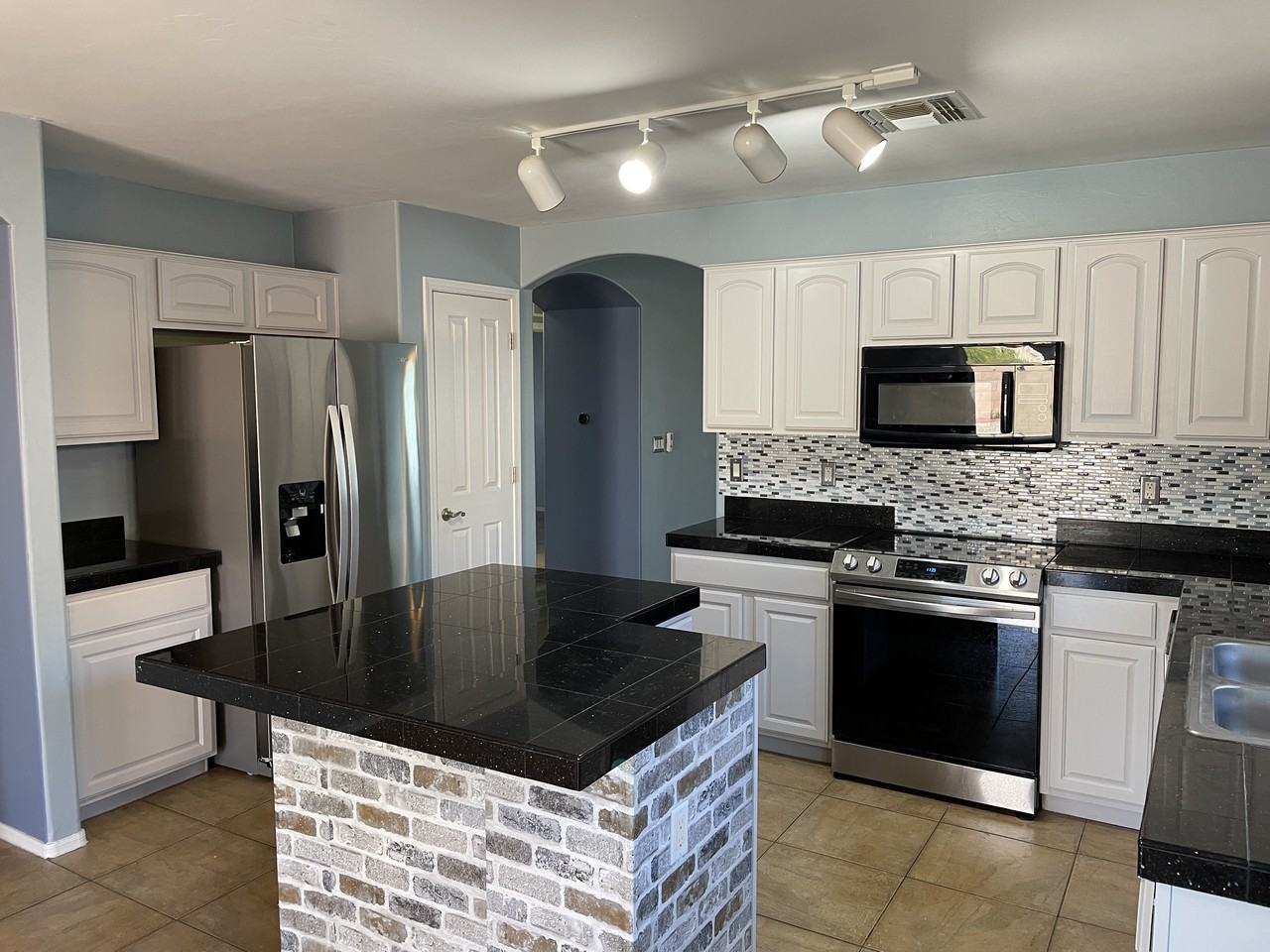 9969 E Apache Rain Dr - Photo 3 of 19