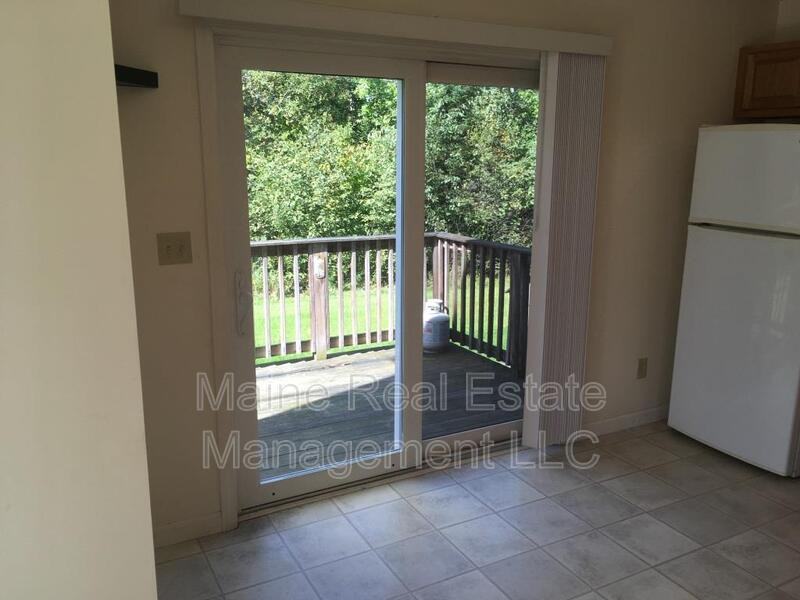 21 Patrick Dr - Photo 3 of 20