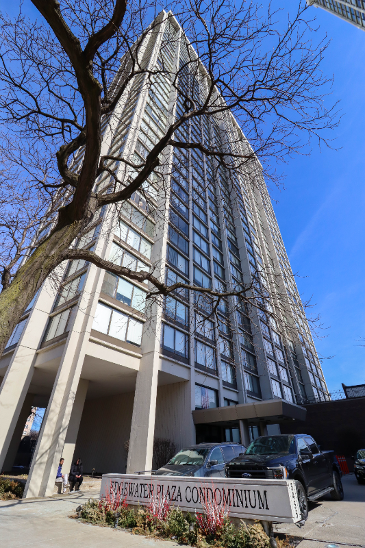 5455 N Sheridan Rd #1703