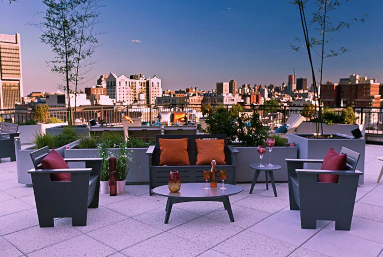 W 127th St - Photo 4 of 11