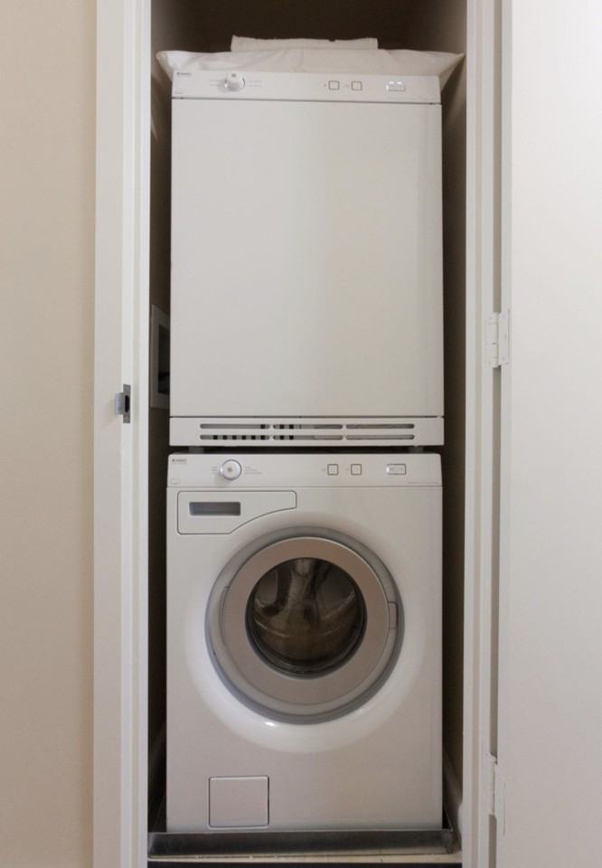 W 127th St - Photo 6 of 11