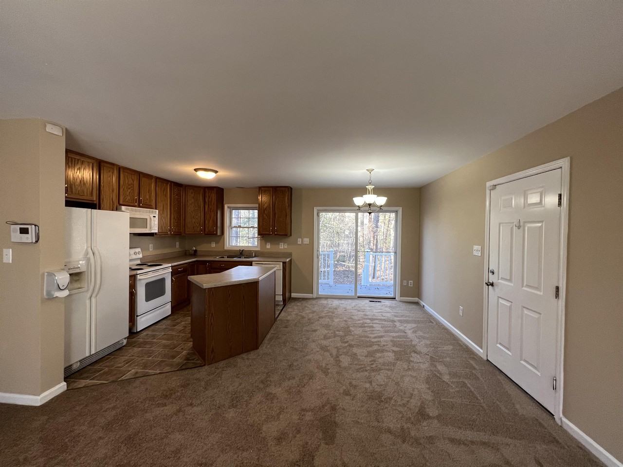 21 Fort King Dr #1 - Photo 4 of 24